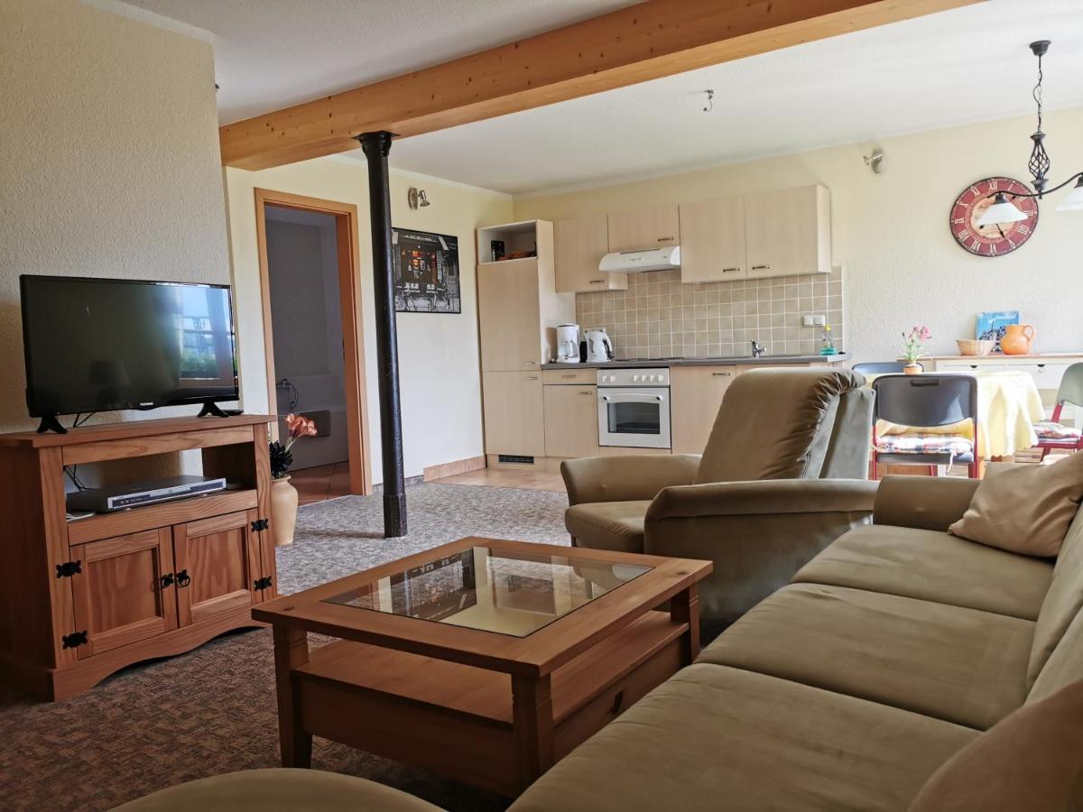 Ferienwohnung Am Saalehaken Gossitz Exterior foto