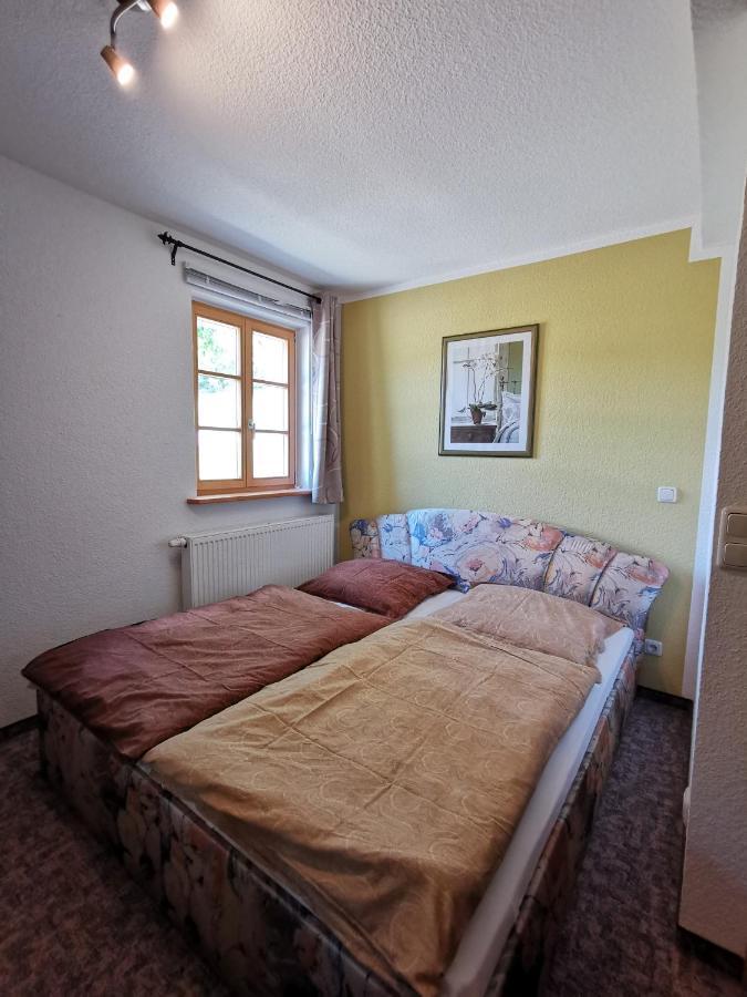 Ferienwohnung Am Saalehaken Gossitz Exterior foto